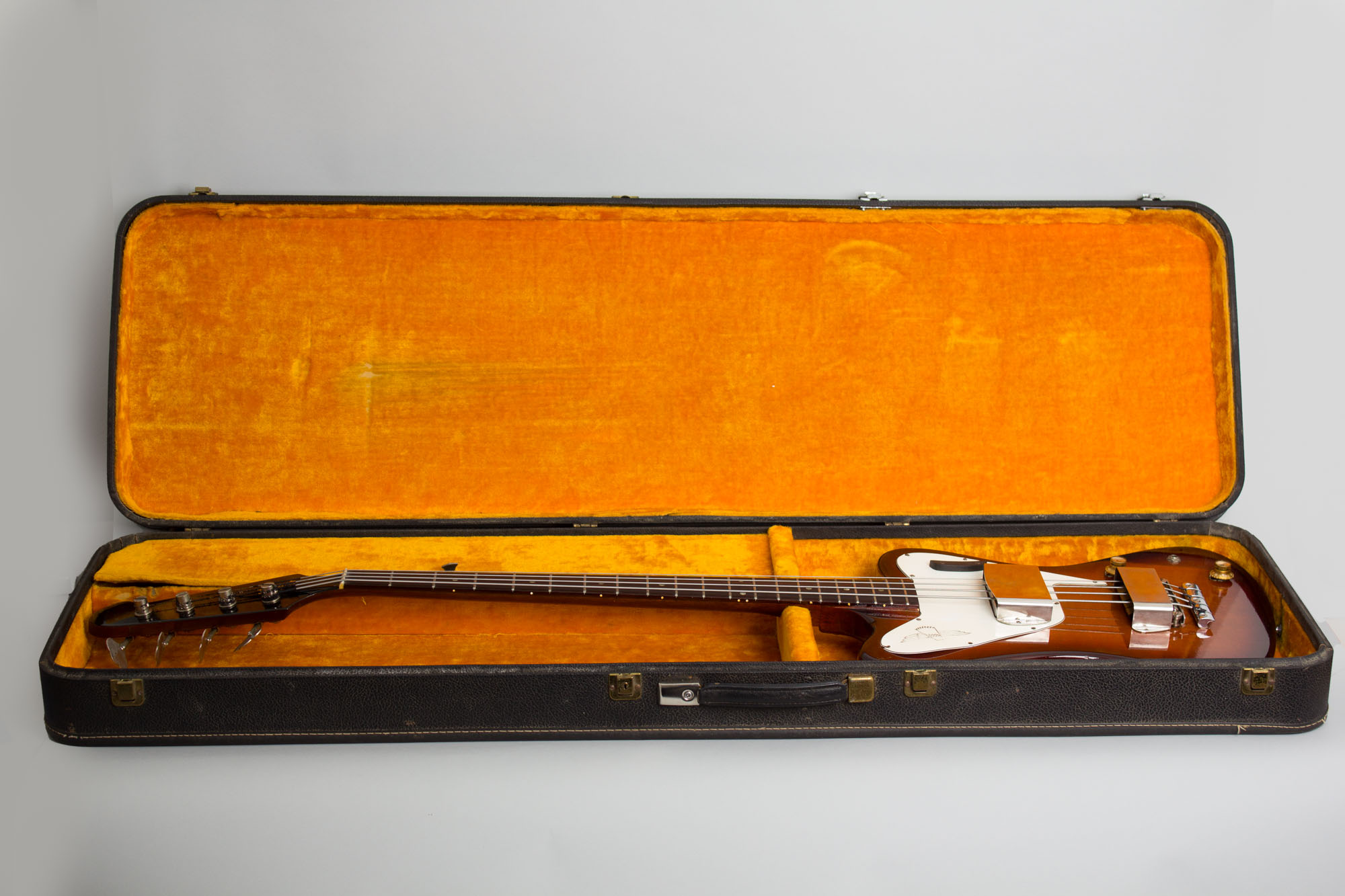 Gibson Thunderbird ケース Thunderbird Original Hardshell Case, | Gibson