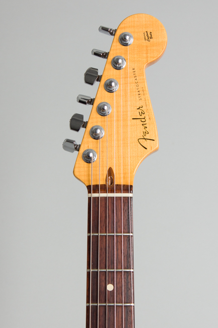 Fender  Custom Shop Custom Deluxe Stratocaster Solid Body Electric Guitar  (2010)