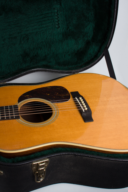 C. F. Martin  HD-28 Flat Top Acoustic Guitar  (2006)