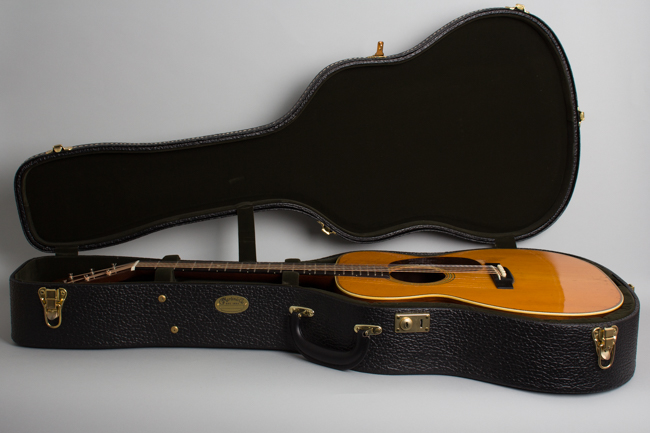 C. F. Martin  000-28 Flat Top Acoustic Guitar  (1945)