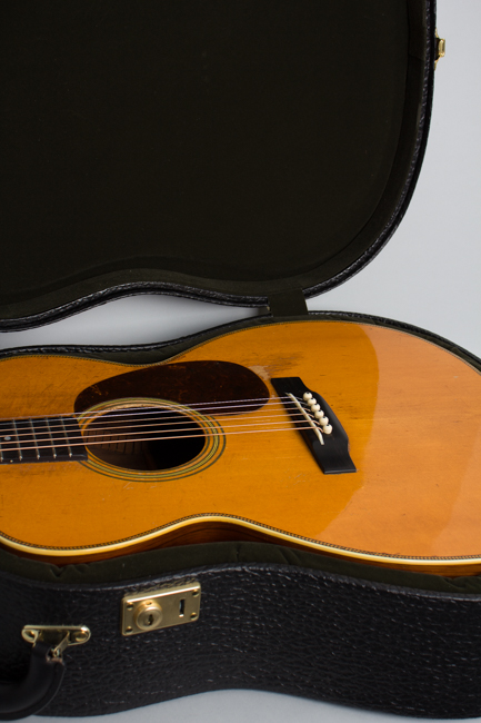 C. F. Martin  000-28 Flat Top Acoustic Guitar  (1945)
