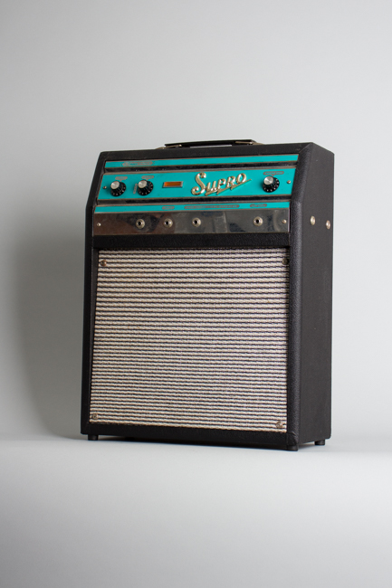 Supro  Trojan Model S6616 Tube Amplifier (1966)