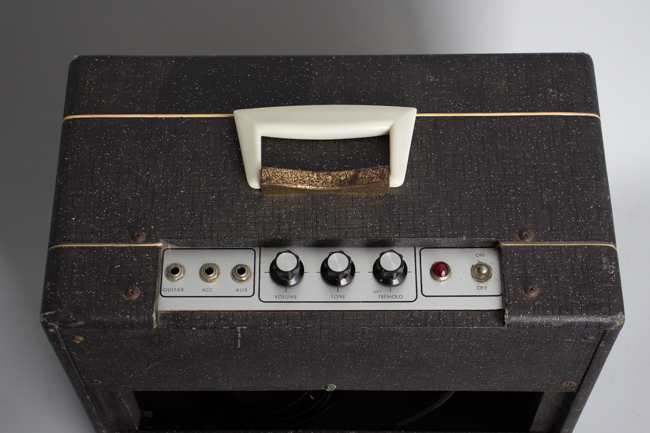 Univox  U-45 Tube Amplifier (1965)