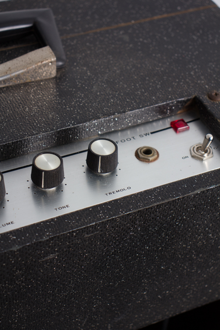 Univox U-45B Tube Amplifier (1965)