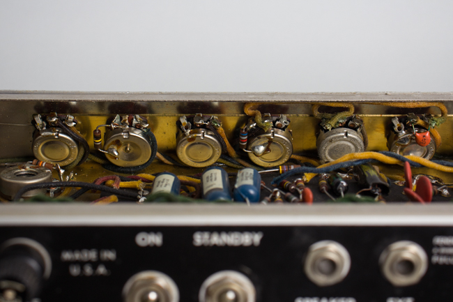 Fender  Deluxe Reverb Tube Amplifier (1965)