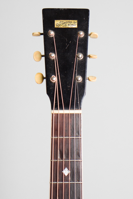  Recording King Model 807 (Nick Lucas Style) Flat Top Acoustic Guitar, made by Gibson  (1931)