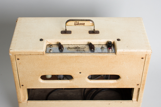 Gibson  GA-8 Discoverer Tube Amplifier (1961)