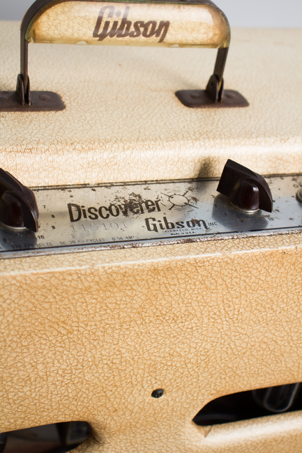 Gibson  GA-8 Discoverer Tube Amplifier (1961)