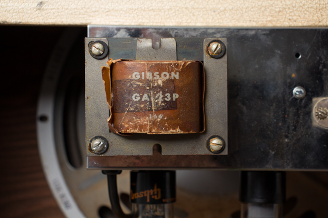 Gibson  GA-8 Discoverer Tube Amplifier (1961)