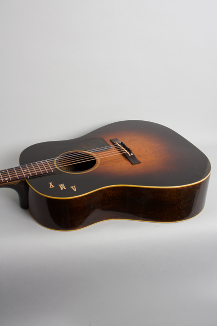 Gibson  J-45 Banner Flat Top Acoustic Guitar  (1943)