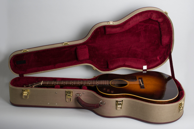 Gibson  J-45 Banner Flat Top Acoustic Guitar  (1943)