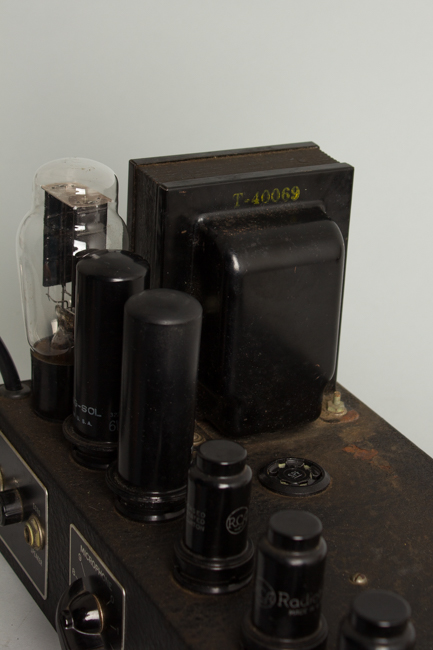 Gibson  EH-150 Tube Amplifier (1938)