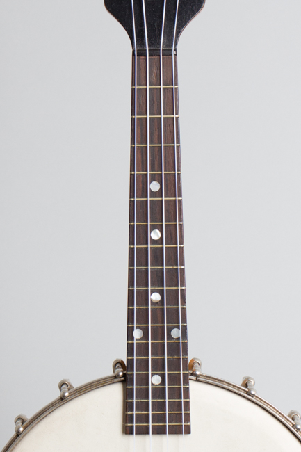 Gibson  Style UB Banjo Ukulele  (1924)