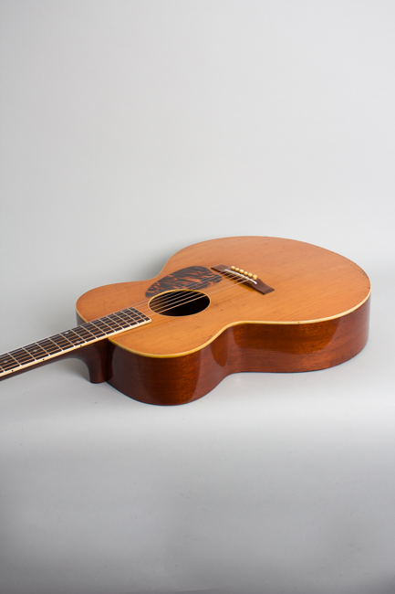  Washburn Model 5241 Classic Flat Top Acoustic Guitar, made by Gibson  (1939)