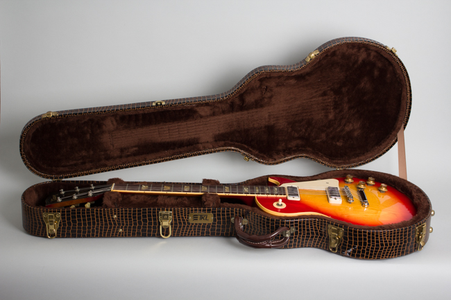 Gibson  Les Paul Deluxe Solid Body Electric Guitar  (1974)