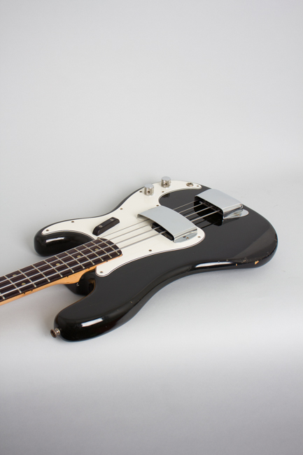 Fender  Precision Bass Solid Body Electric Bass Guitar  (1973)