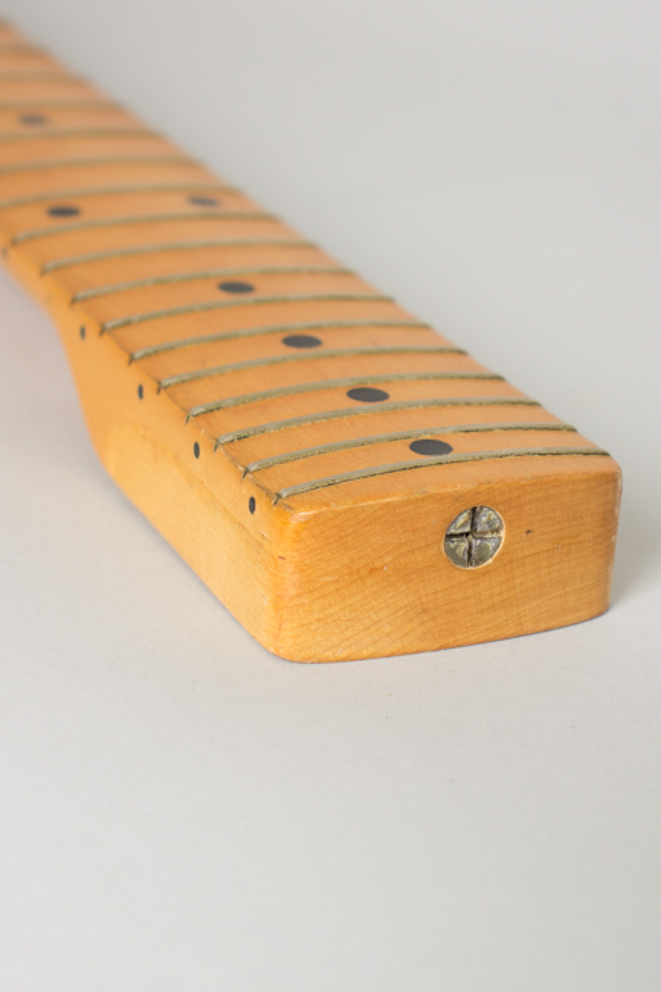 Fender Musicmaster Solid Body Electric Guitar (1957) | RetroFret