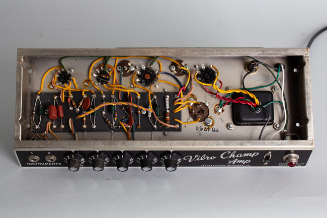 Fender  Vibro-Champ AA-764 Tube Amplifier (1964)