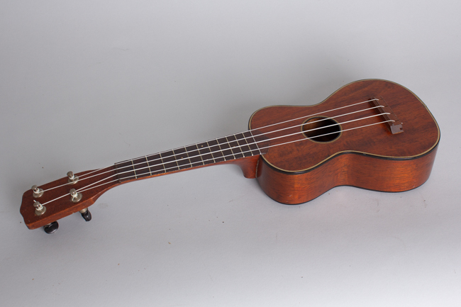  Mouna-Loa Style 444 Soprano Ukulele ,  c. 1921