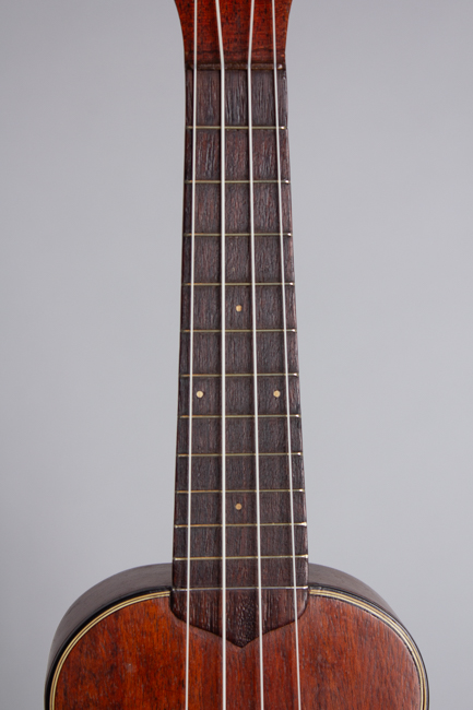  Mouna-Loa Style 444 Soprano Ukulele ,  c. 1921