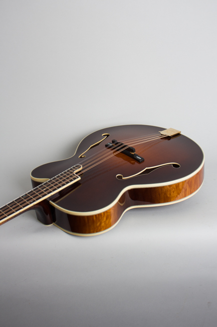 Gibson  David Harvey OM-5C carved top Octave Mandolin  (2016)