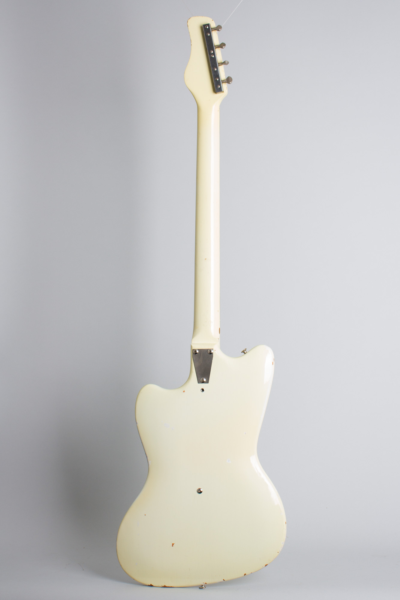 Danelectro Dane D2B4 Solid Body Electric Bass Guitar (1967) RetroFret