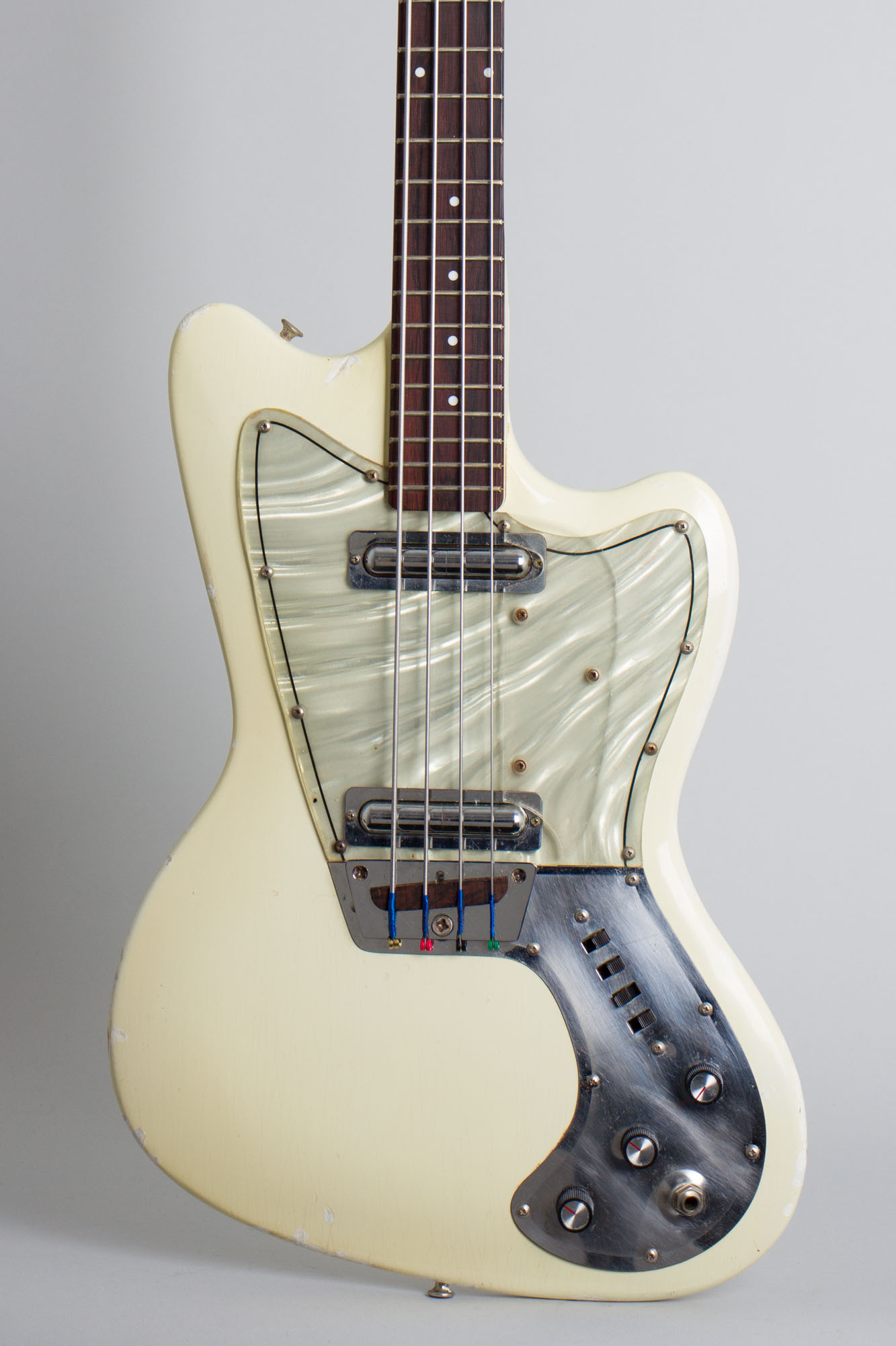 Danelectro Dane D2B4 Solid Body Electric Bass Guitar (1967) RetroFret