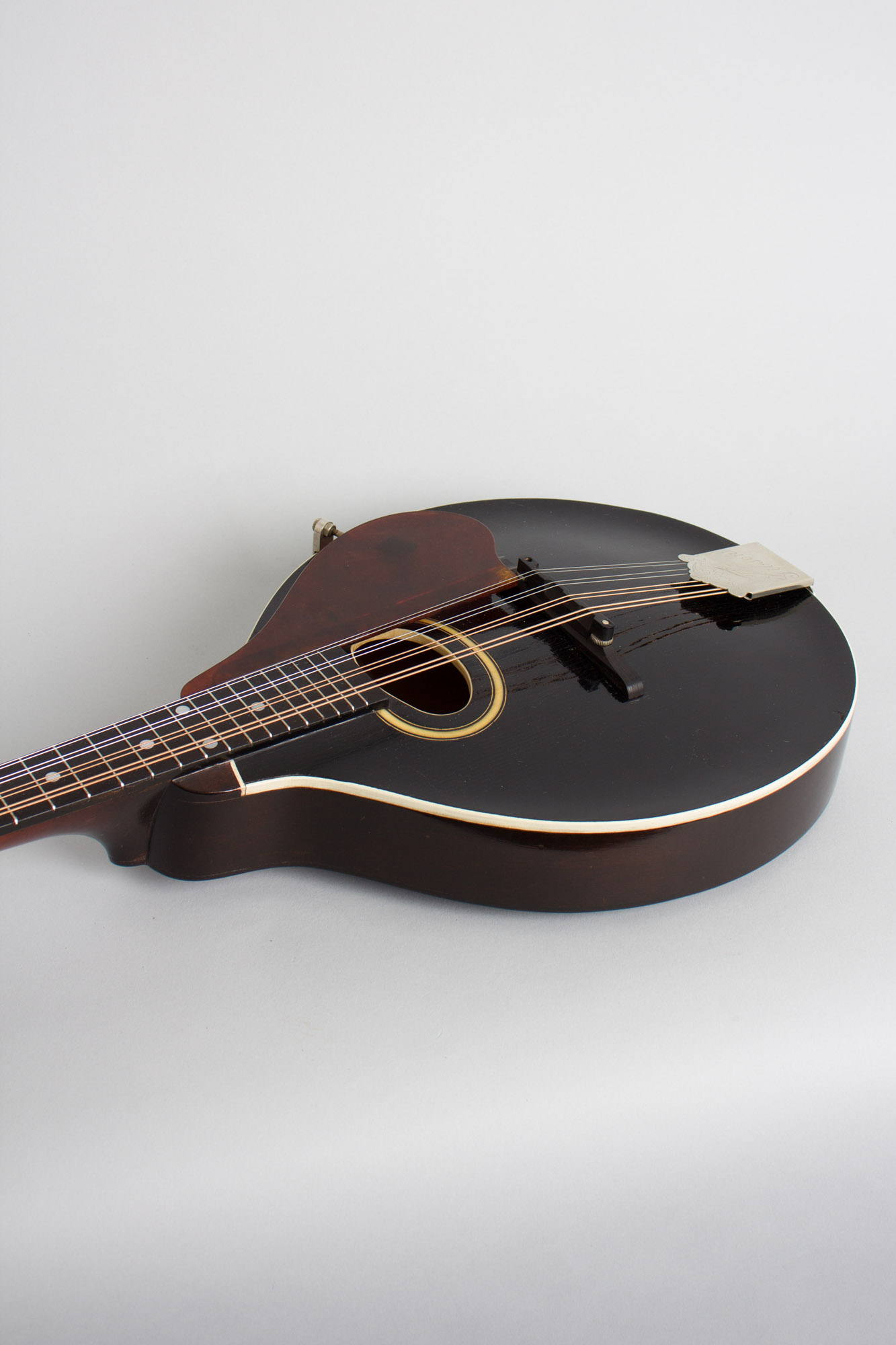 Gibson Style A Snakehead Carved Top Mandolin (1927) RetroFret