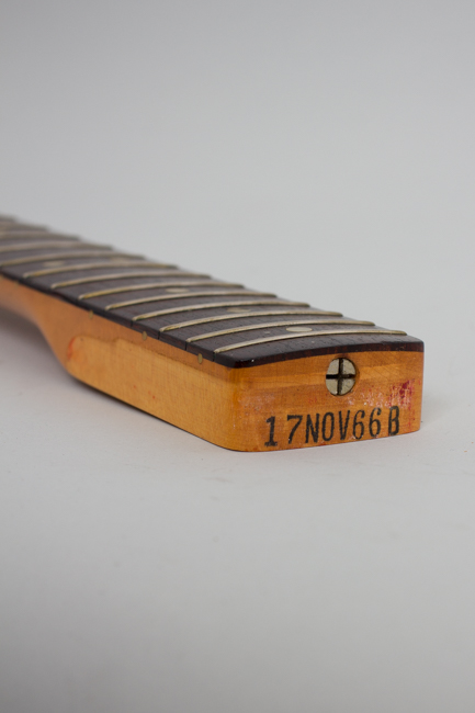 Fender  Mustang Bass Solid Body Electric Bass Guitar  (1966)