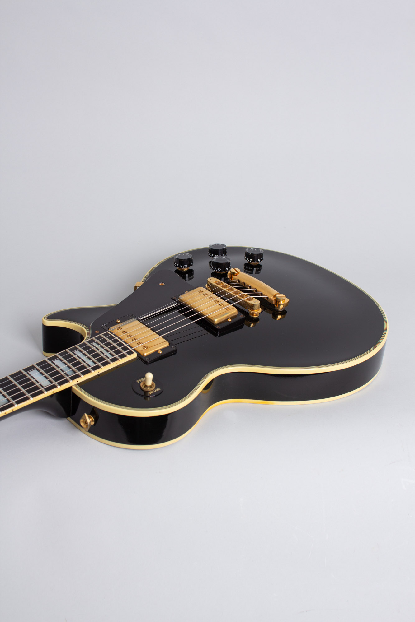 Gibson Les Paul Custom Solid Body Electric Guitar (1984) | RetroFret