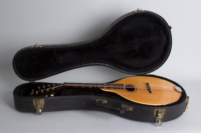 Gibson  C-1 Flat Top Mandolin  (1932)