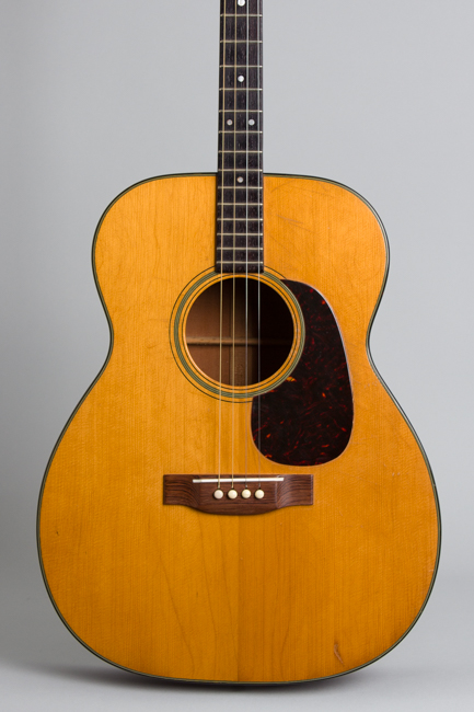 C. F. Martin  0-18T Flat Top Tenor Guitar  (1957)