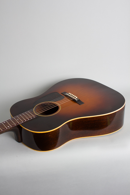 Gibson  J-45 Banner Flat Top Acoustic Guitar  (1943)