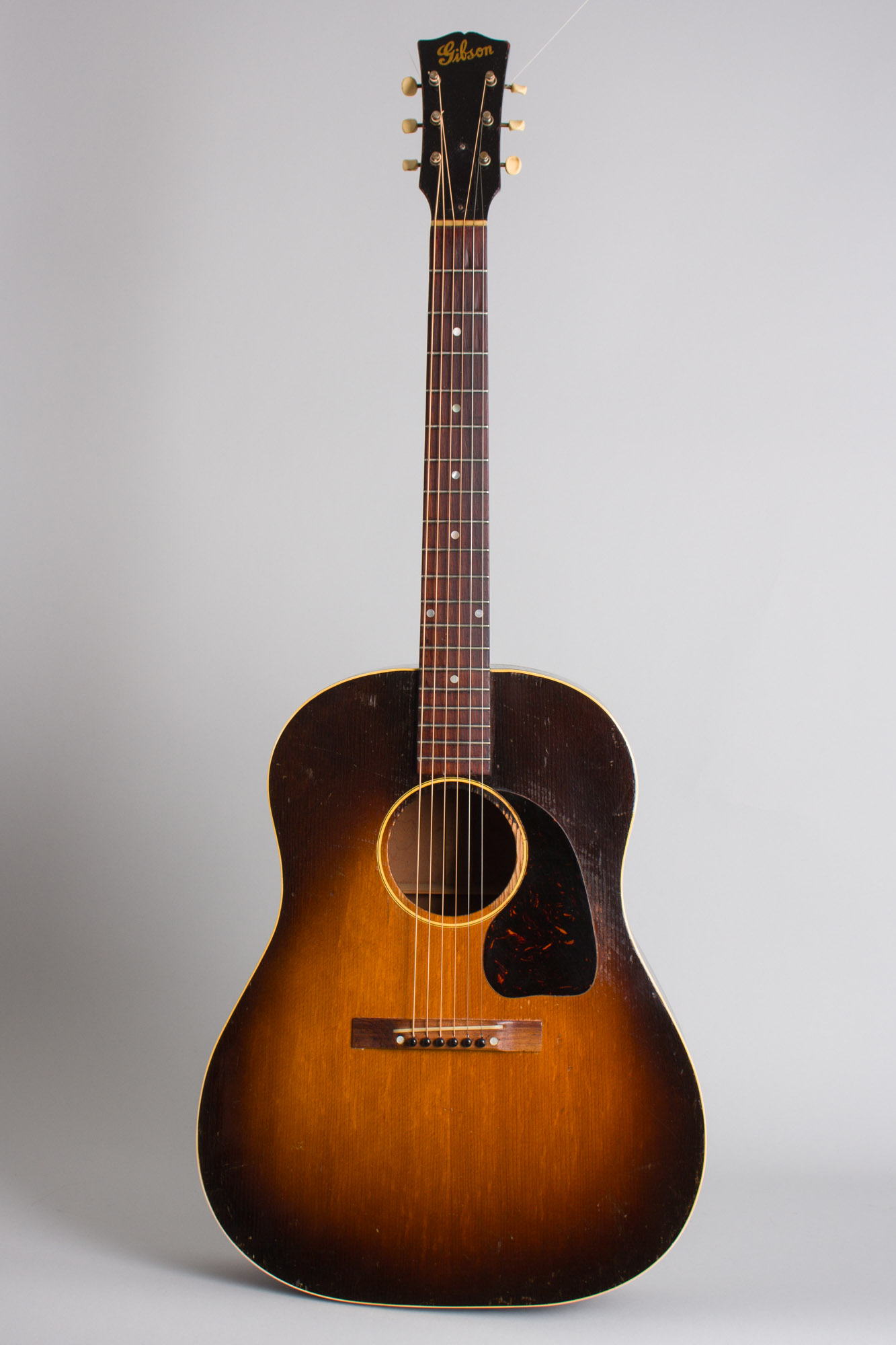 Gibson J 45 Flat Top Acoustic Guitar 1946 RetroFret