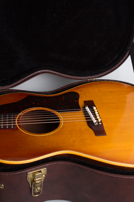 Gibson  LG-2 Flat Top Acoustic Guitar  (1961)