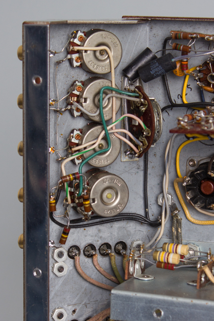 McIntosh  MC-240 Tube Stereo Amplifier (1967)