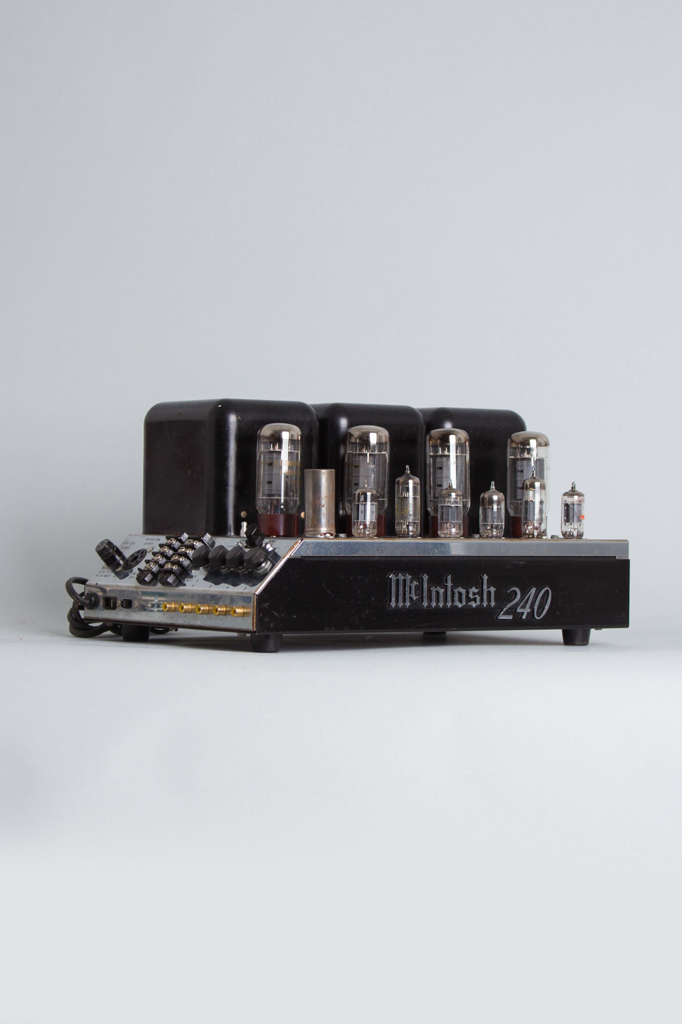 McIntosh MC-240 Tube Stereo Amplifier (1967) | RetroFret