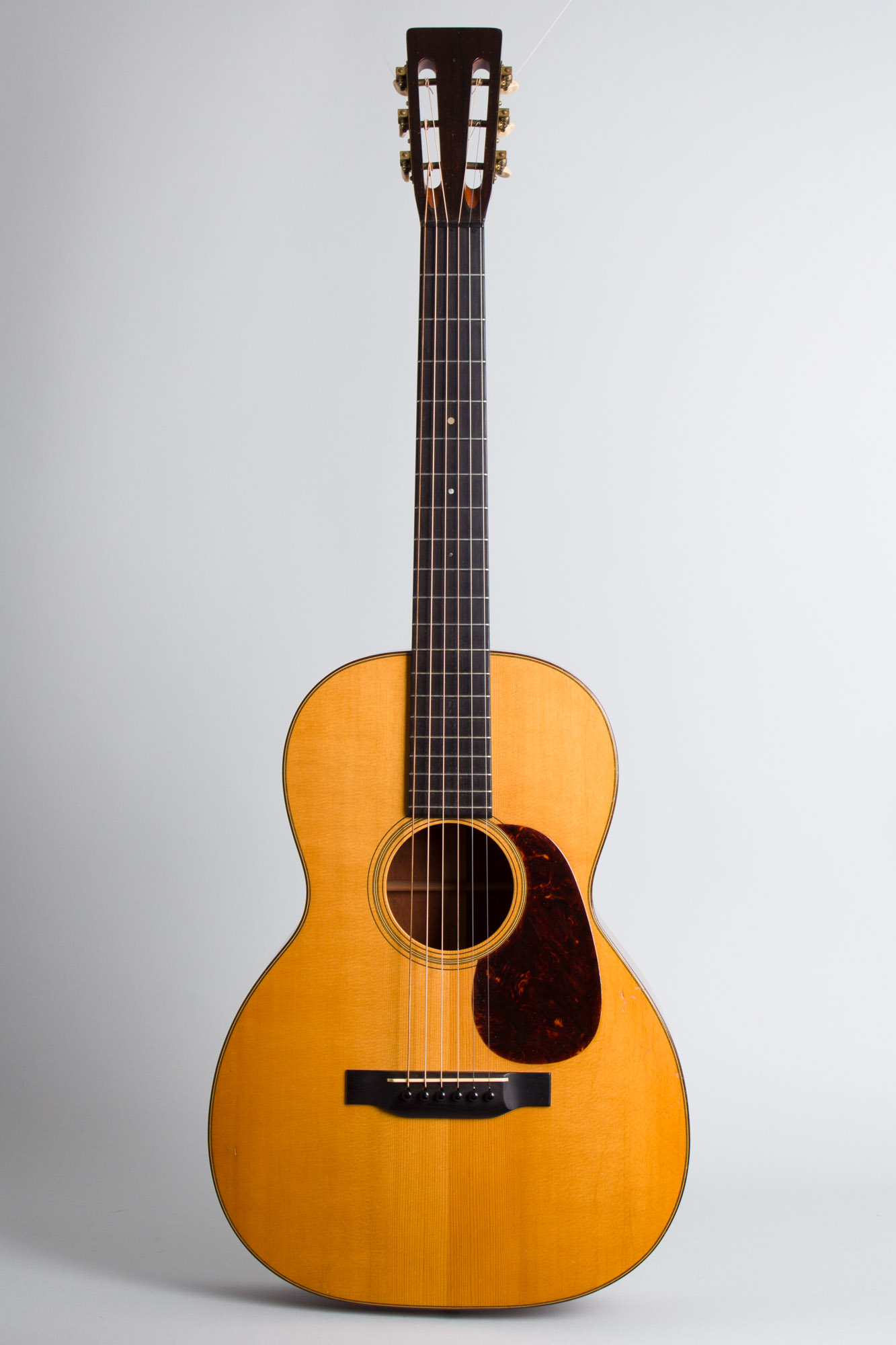 Guitar with 18 frets discount
