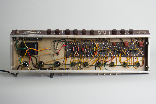 Fender  Vibroverb 6G16 Tube Amplifier (1964)