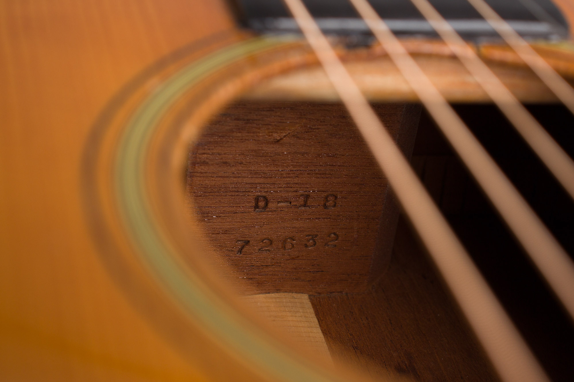 C. F. Martin D 18 Flat Top Acoustic Guitar 1939 RetroFret