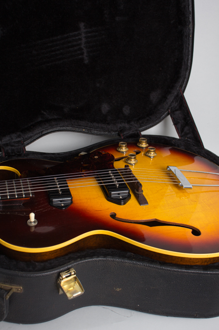 Gibson  ES-125CD Arch Top Hollow Body Electric Guitar  (1966)