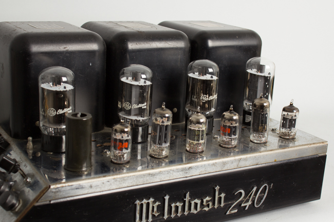 McIntosh  MC-240 Stereo Tube Amplifier (1967)