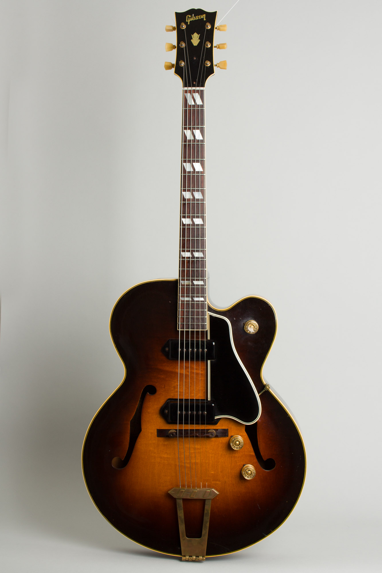 Gibson ES 350 Arch Top Hollow Body Electric Guitar 1951 RetroFret