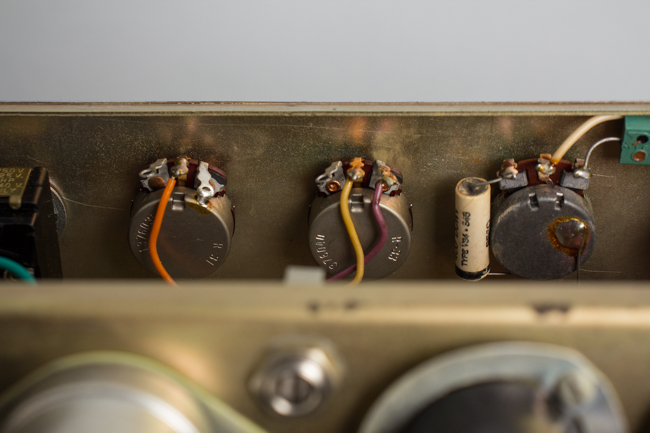  Martin Model 112T Tube Amplifier, made by DeArmond (1960)