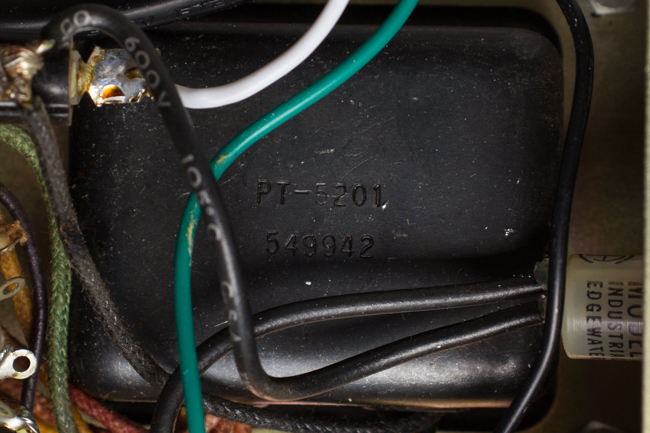  Martin Model 112T Tube Amplifier, made by DeArmond (1960)