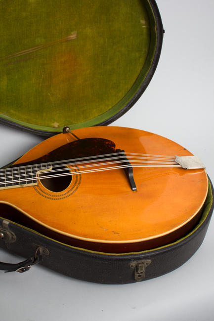 Gibson  K-1 Carved Top Mandocello  (1918)
