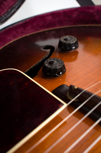 Gibson  ES-150 Arch Top Hollow Body Electric Guitar  (1937)