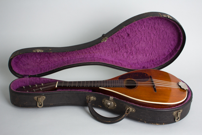  Bitting Special Flat Back, Bent Top Mandolin, made by C. F. Martin  (1917)