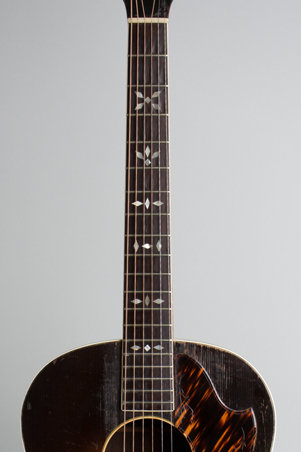  Recording King Ray Whitley Jumbo Model 1027 Flat Top Acoustic Guitar, made by Gibson  (1939)