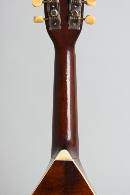 Bitting Special Flat Back, Bent Top Mandolin, made by C. F. Martin (1917)